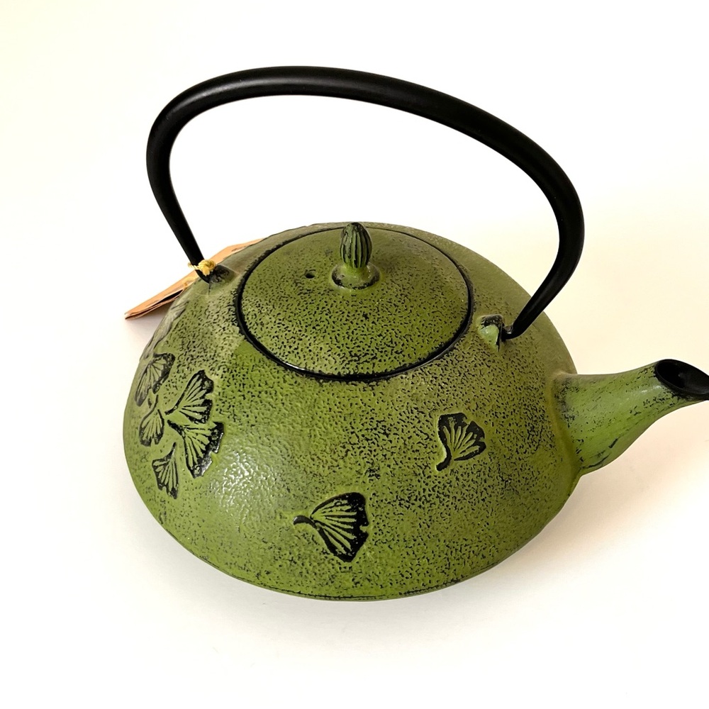 NWT Rikyu Japanese Green Cast Iron Teapot Kettle Gingko Leaf Design Infuser - Picture 2 of 11